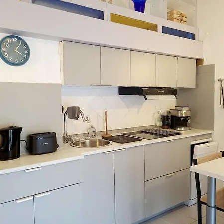 Au Petit Bonheur Parking Gratuit * Cavalaire-sur-Mer