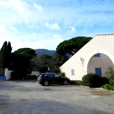 Au Petit Bonheur Parking Gratuit Apartment