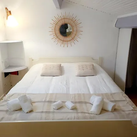 Au Petit Bonheur Parking Gratuit Apartment