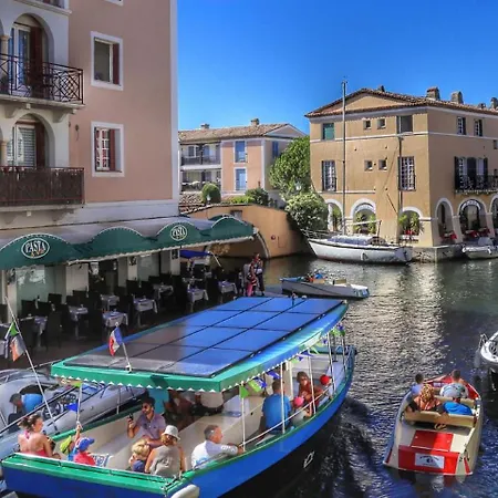 Au Petit Bonheur Parking Gratuit * Cavalaire-sur-Mer