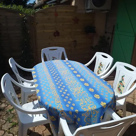 Au Petit Bonheur Parking Gratuit Apartment *